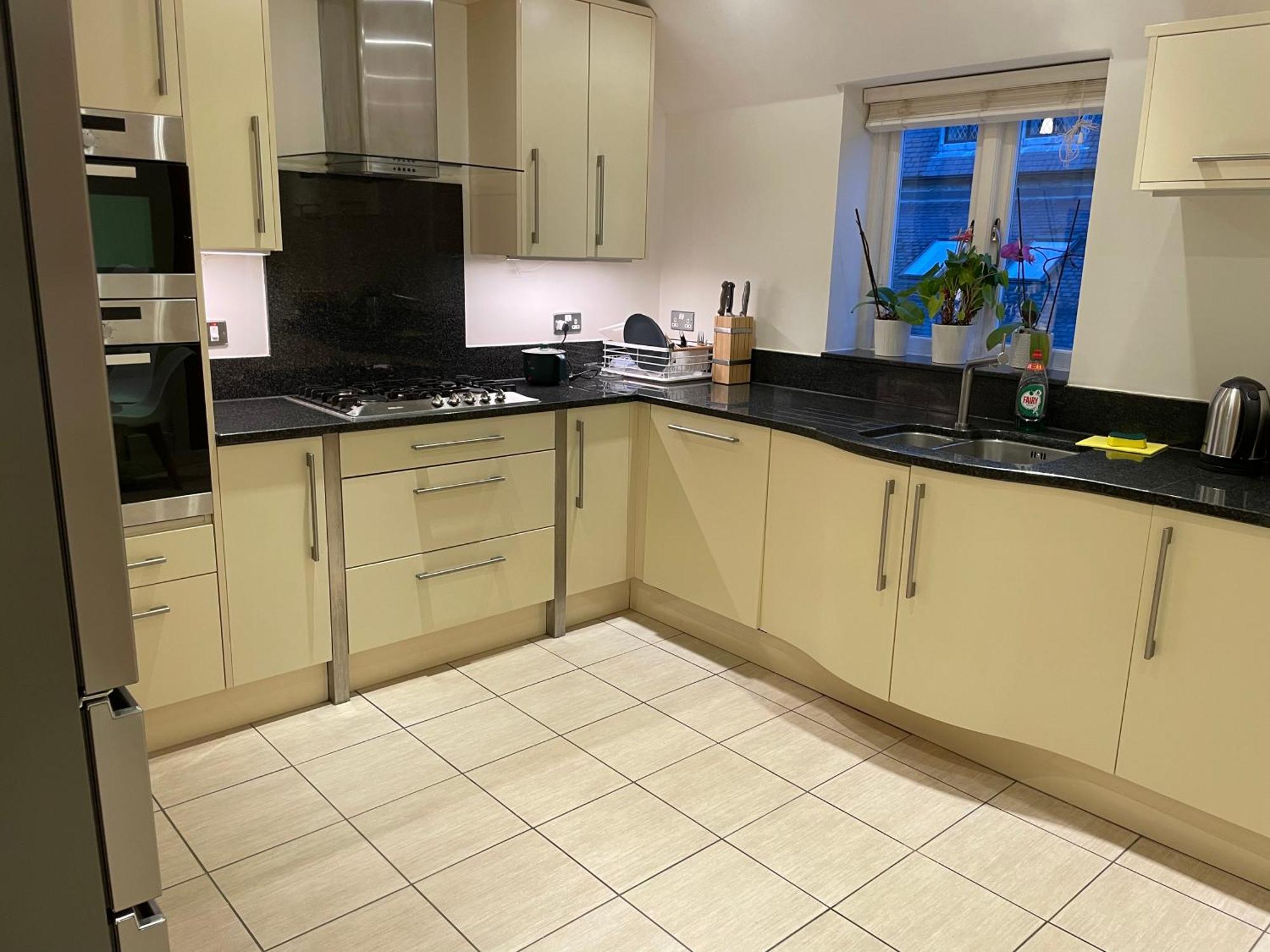 Top Floor En-Suite Double Bedrooms With Great View Of Windsor Castle & Free Parking Εξωτερικό φωτογραφία