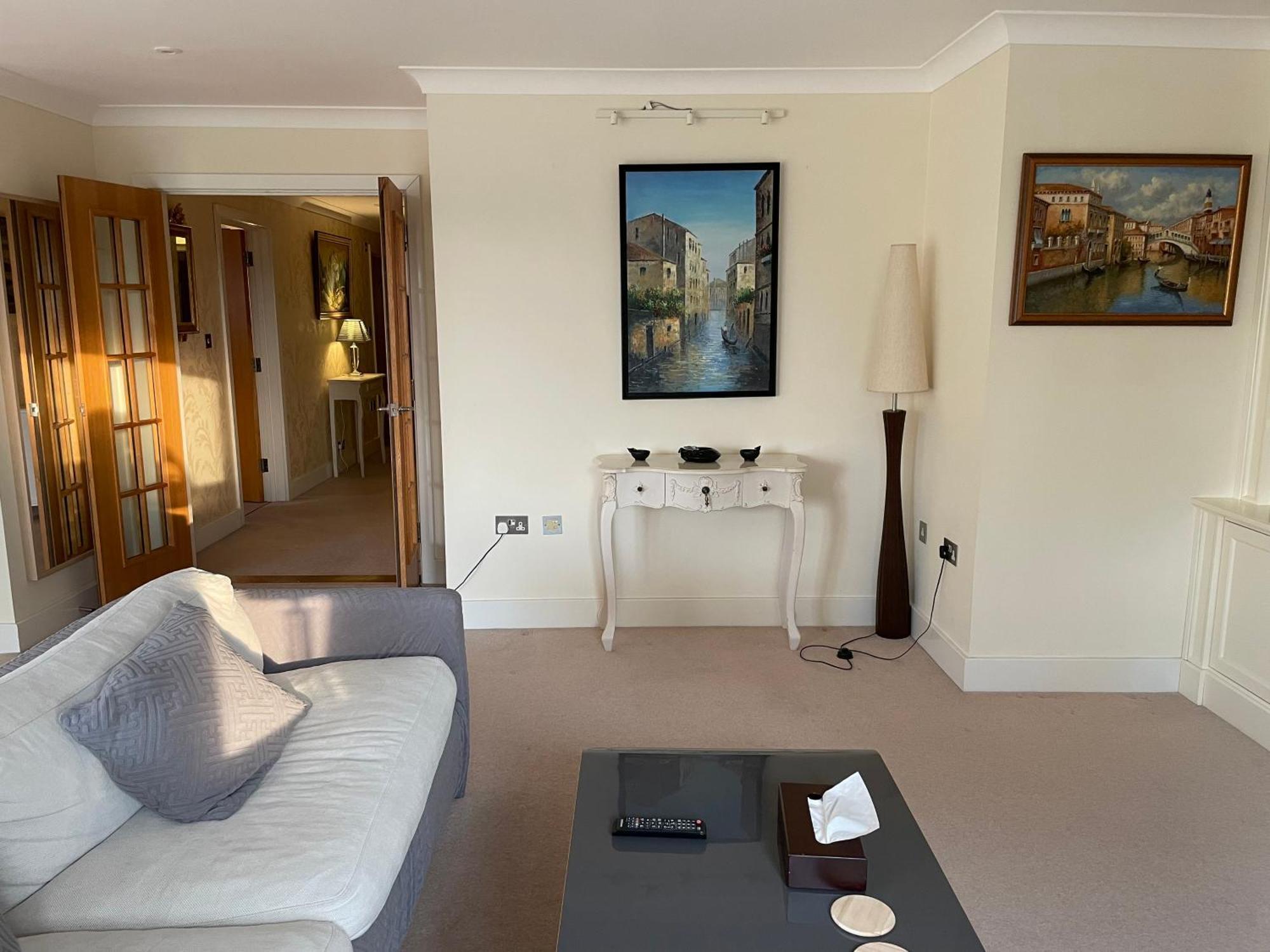Top Floor En-Suite Double Bedrooms With Great View Of Windsor Castle & Free Parking Εξωτερικό φωτογραφία