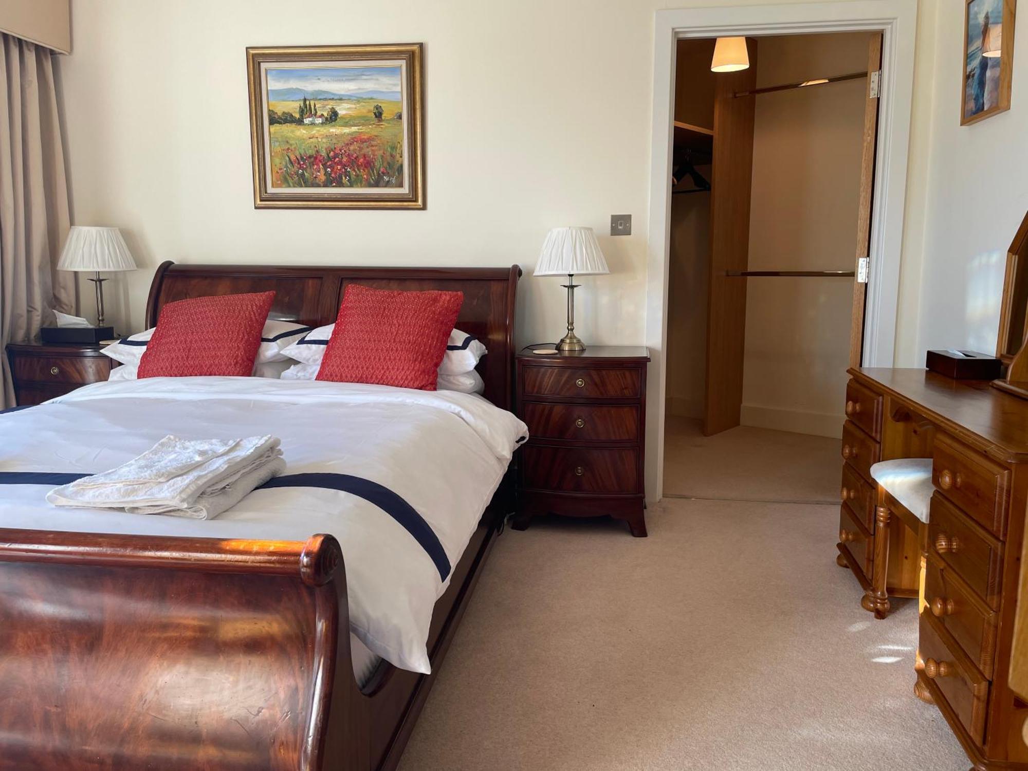 Top Floor En-Suite Double Bedrooms With Great View Of Windsor Castle & Free Parking Εξωτερικό φωτογραφία