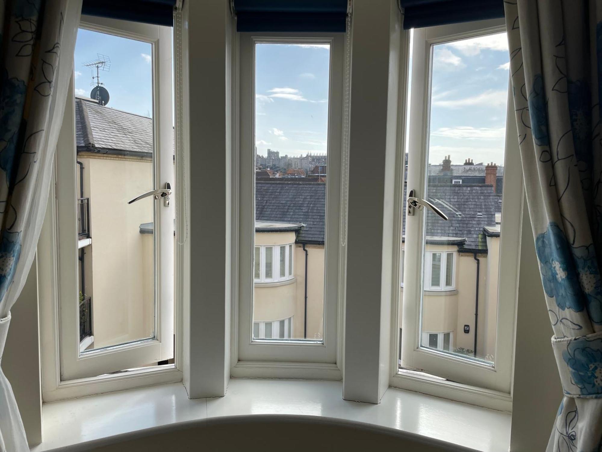 Top Floor En-Suite Double Bedrooms With Great View Of Windsor Castle & Free Parking Εξωτερικό φωτογραφία